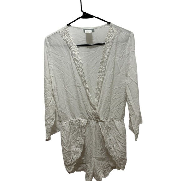 La Blanca White Crochet Swim Romper Size Medium - Picture 2 of 5